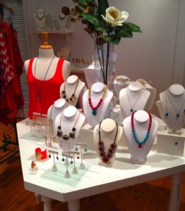 Lilac Bijoux Downtown Chic Shopping