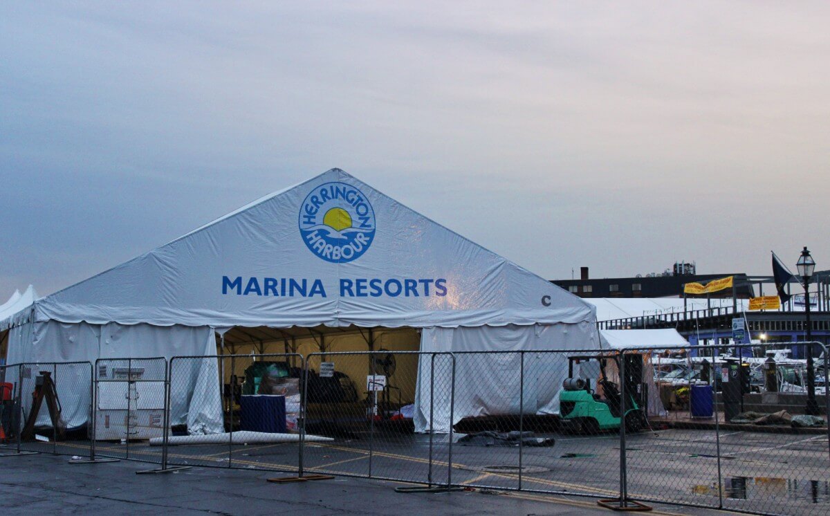 Marina tent